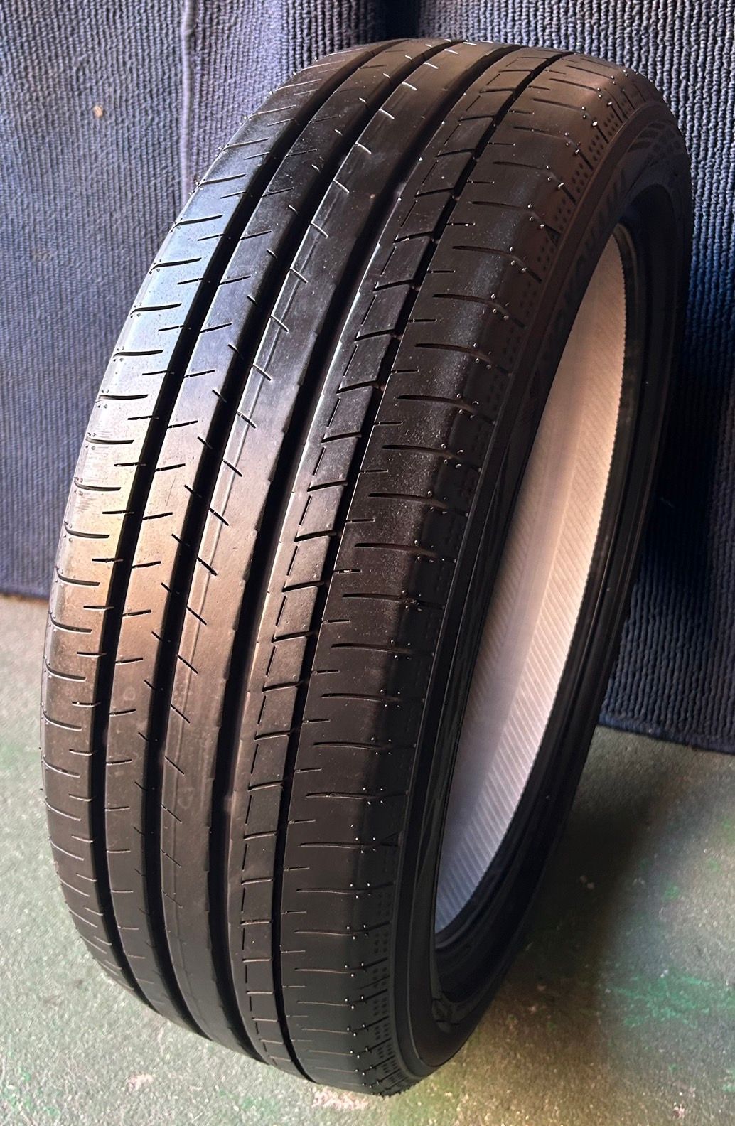 製造 溝8.5分山 YOKOHAMA BluEarth-GT 1本 195 50R19 ASP3261