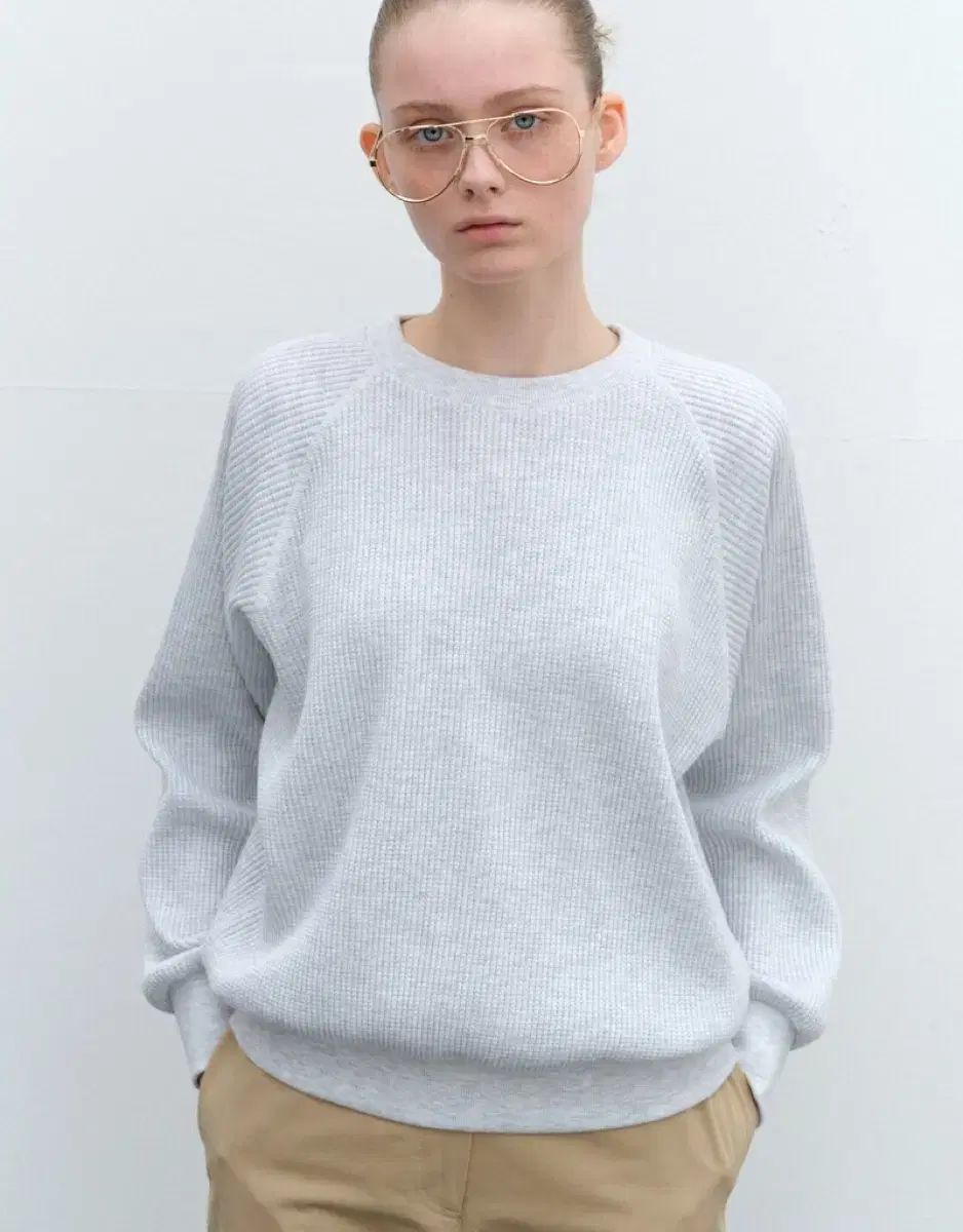 ポニーテール ワッフル スウェットシャツ