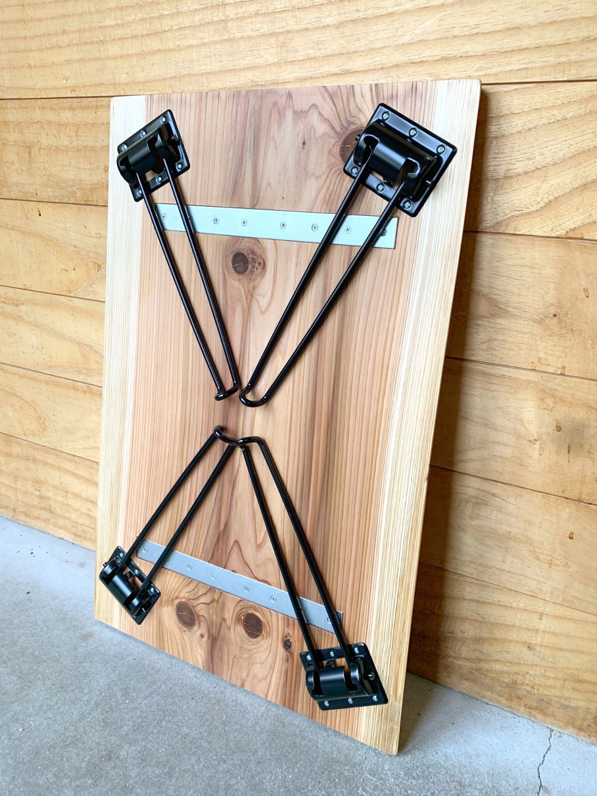 杉一枚板の折りたたみテーブル ちゃぶ台