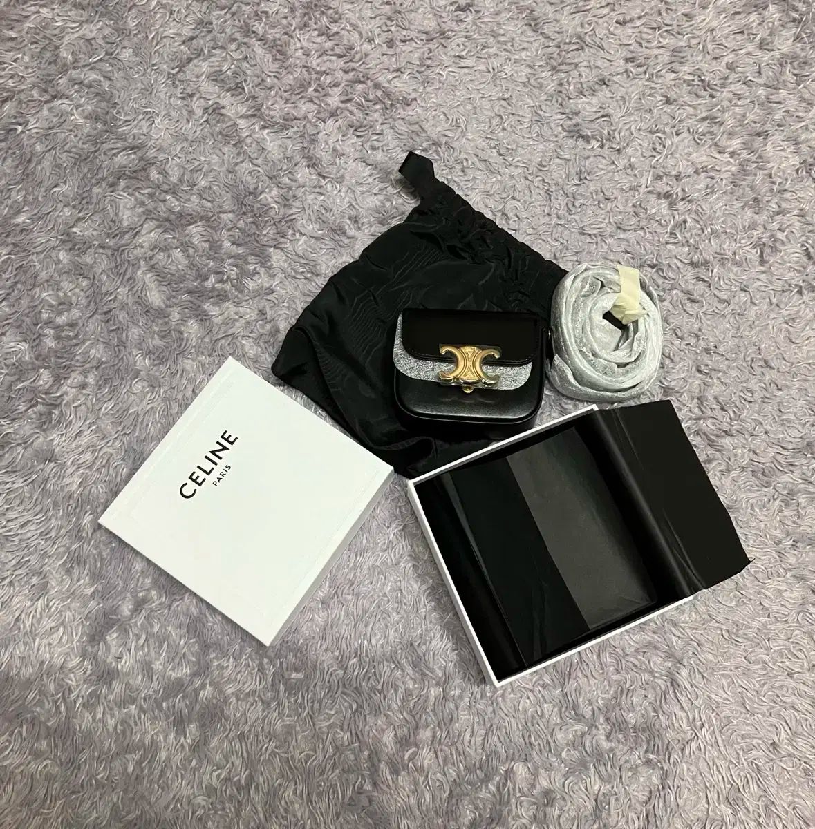 カービング ラウンドファスナー コインケース 透かし彫りパイソン