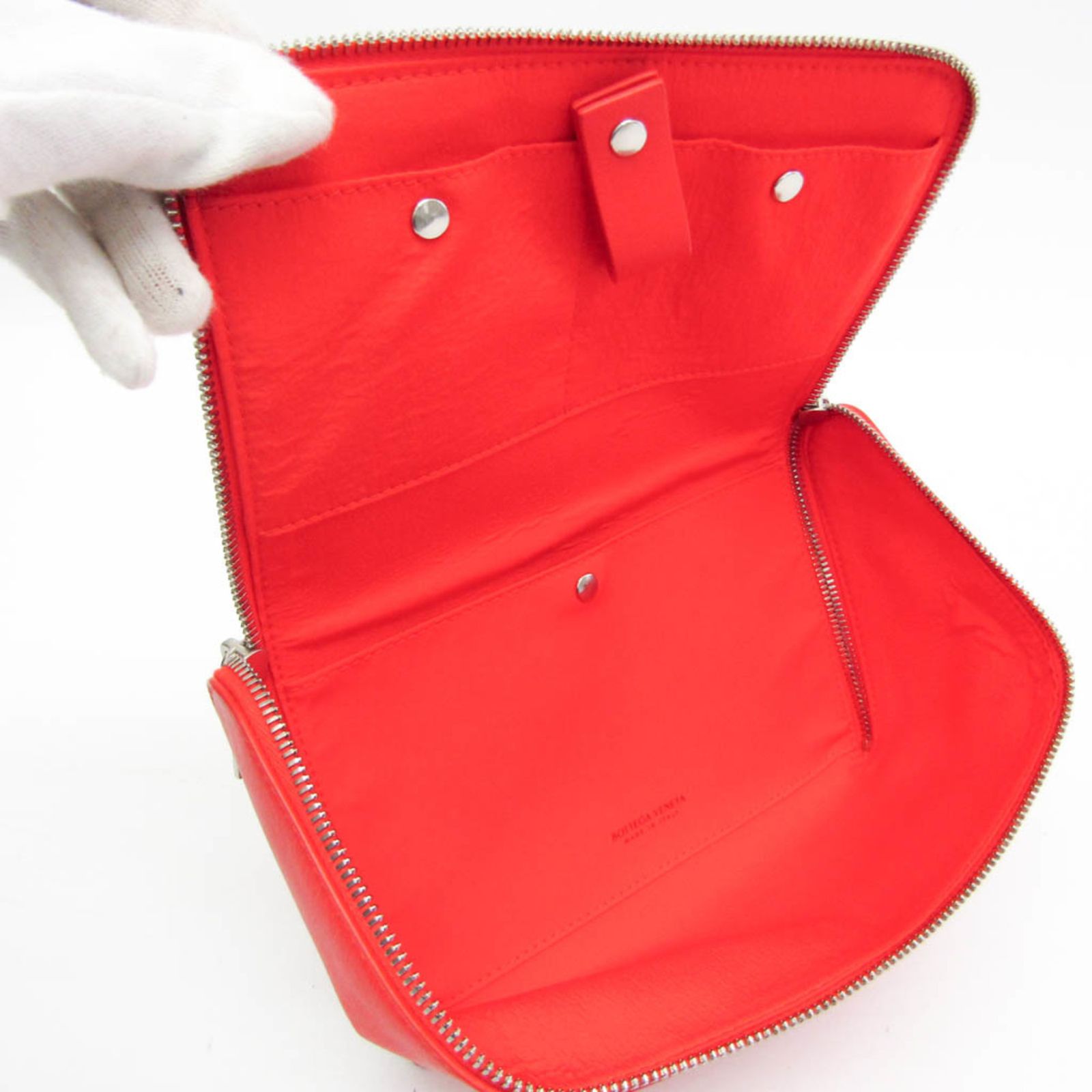 Bottega Veneta 赤 レザー ポーチ Bottega Veneta Pouch: Red Intrecciato Leather