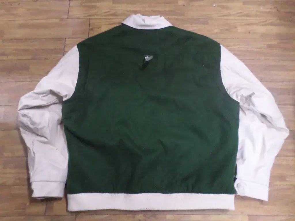 ハウスオブサニー スタジアムアウター