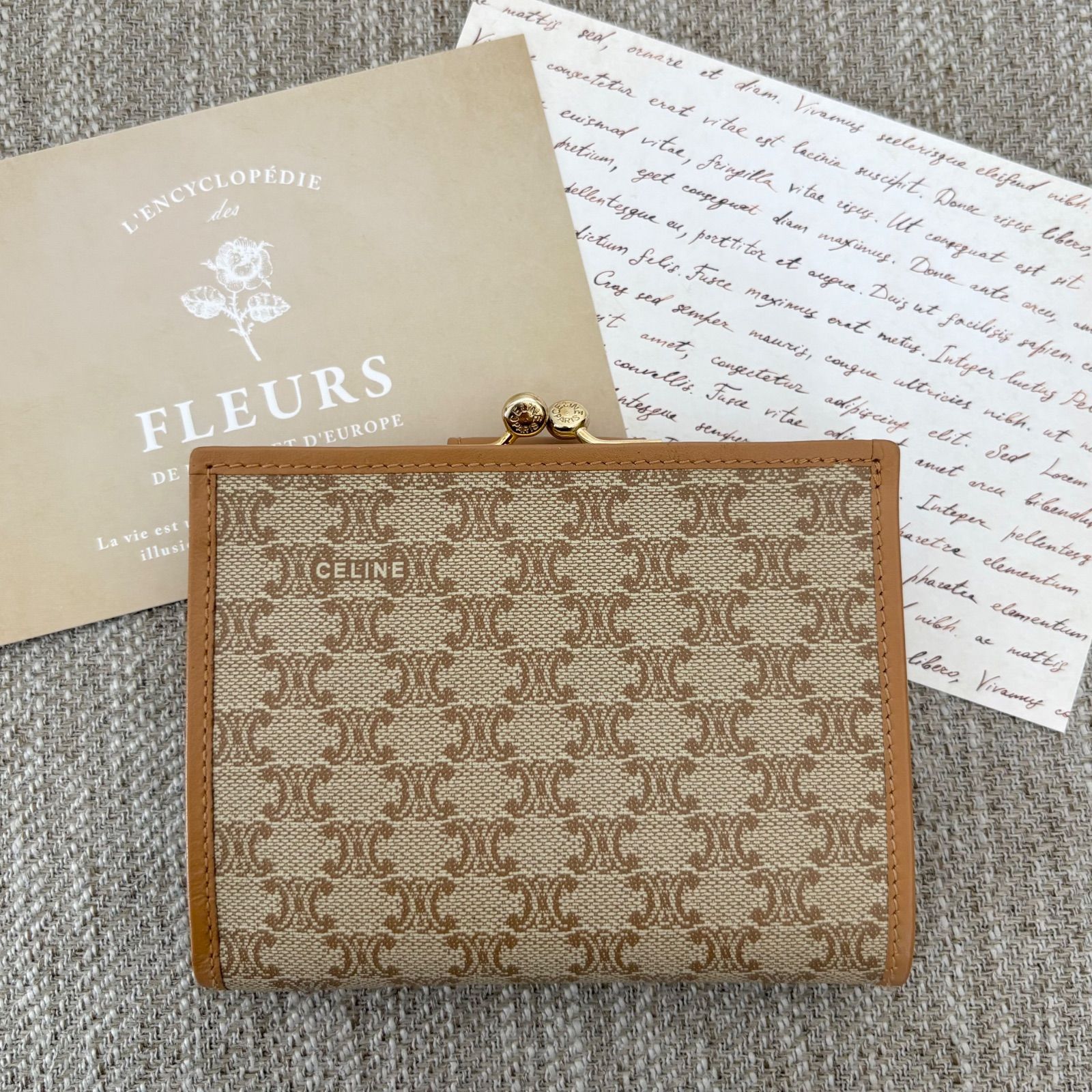 極美品✨セリーヌ 折り財布 トリオンフキャンバス リボン マカダム PVC