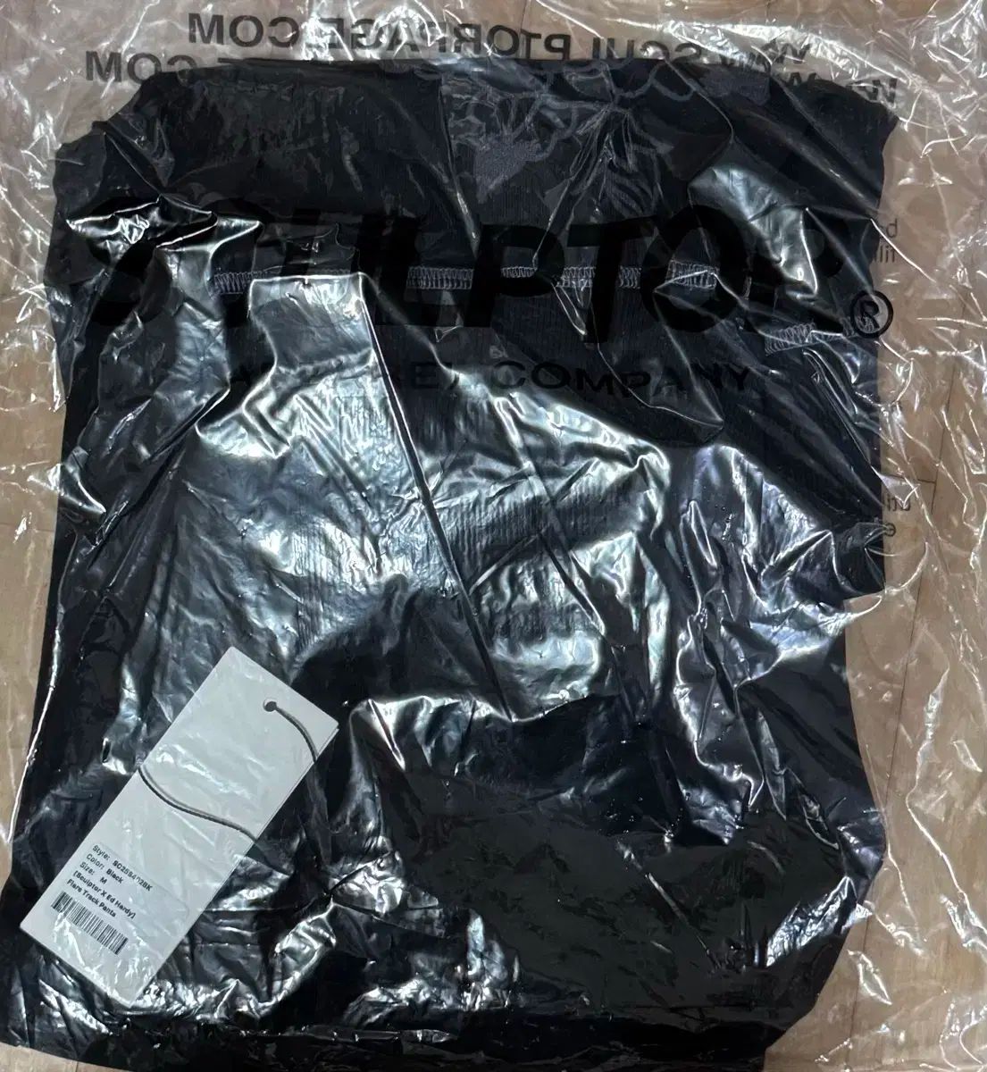 エドハーディー フ