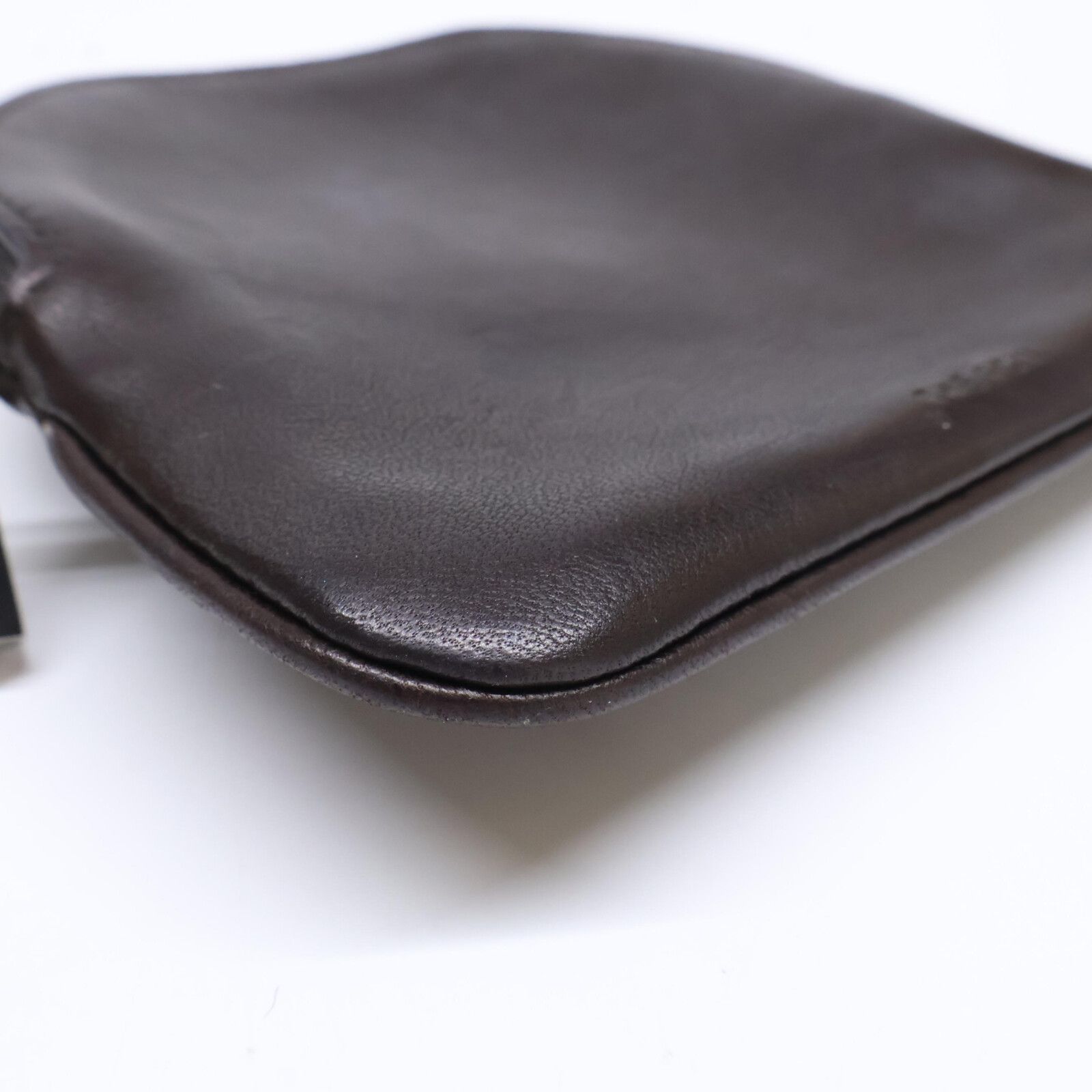 The row ザロウ Circle Pouch レザー ポーチ The row ザロウ Circle Pouch レザー ポーチ