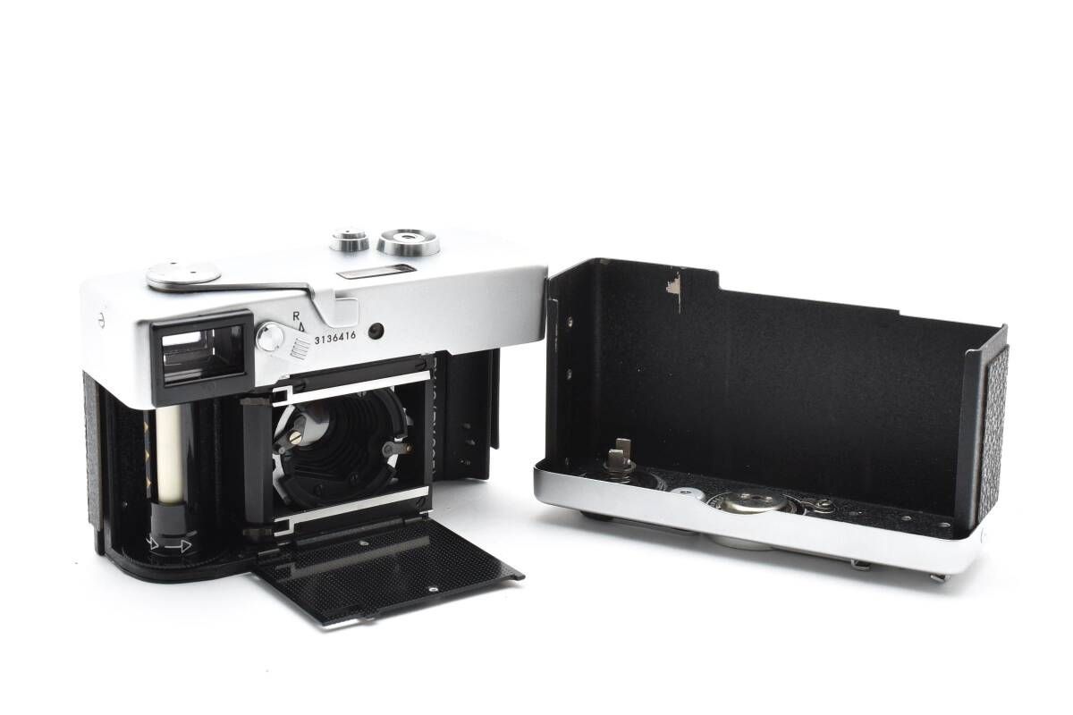 ☆ローライ Rollei 35 MADE IN GERMANY Carl Zeiss Tessar 40mm