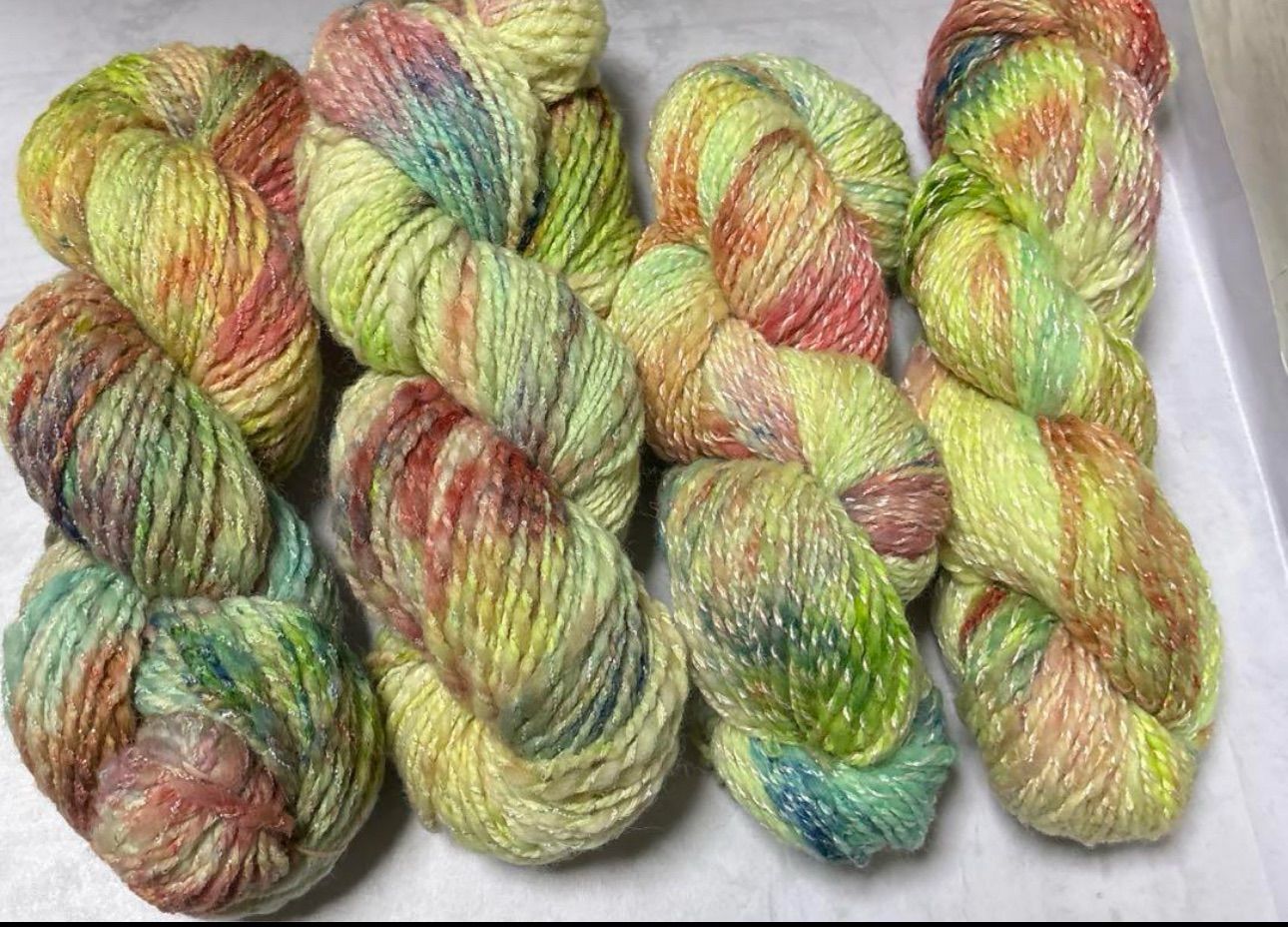 手紡ぎ手染めアートヤーン 4綛360gセットY 1