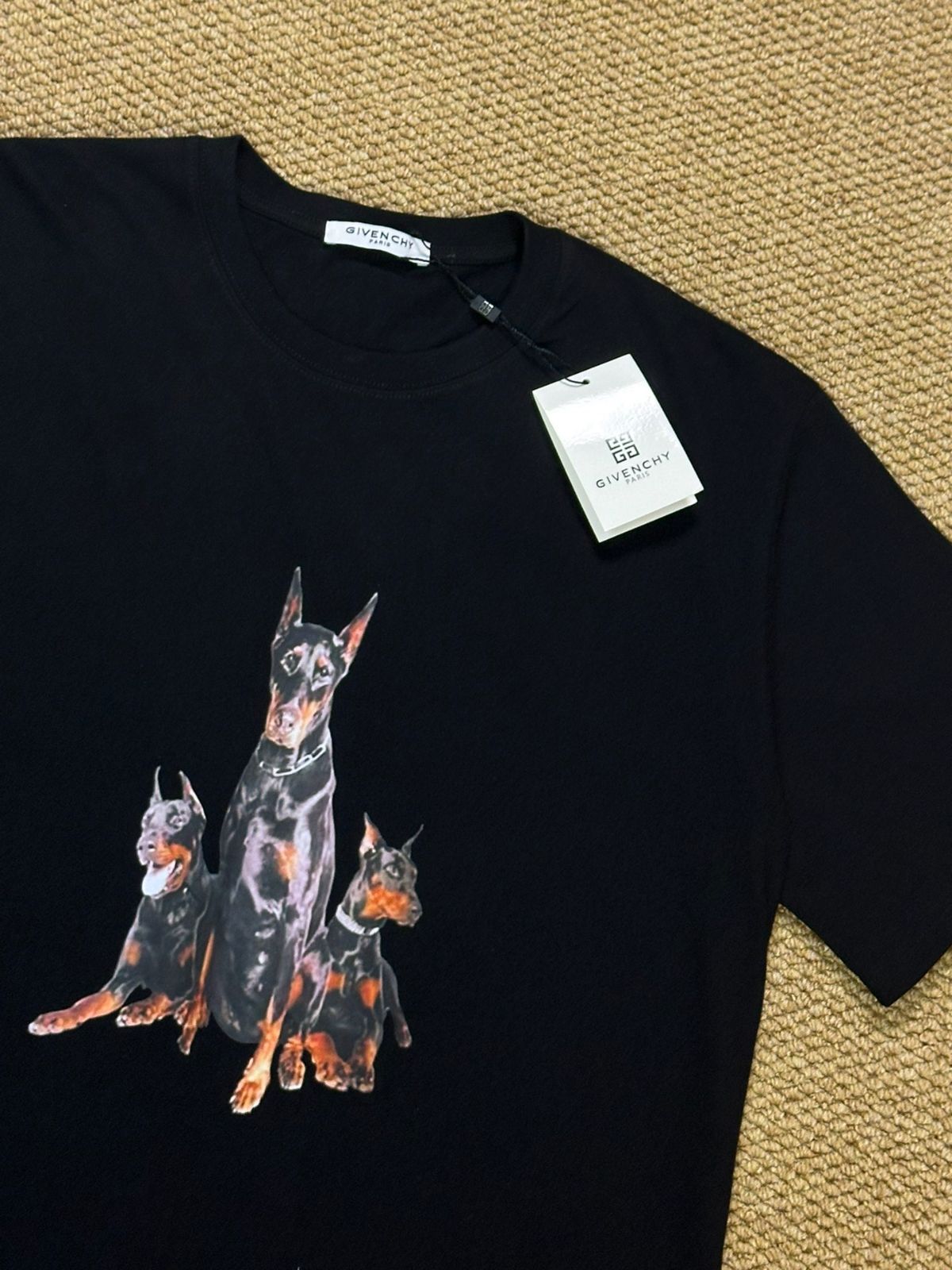 Givenchyジバンシィサマードーベルマンプリント半袖Tシャツ - メルカリ