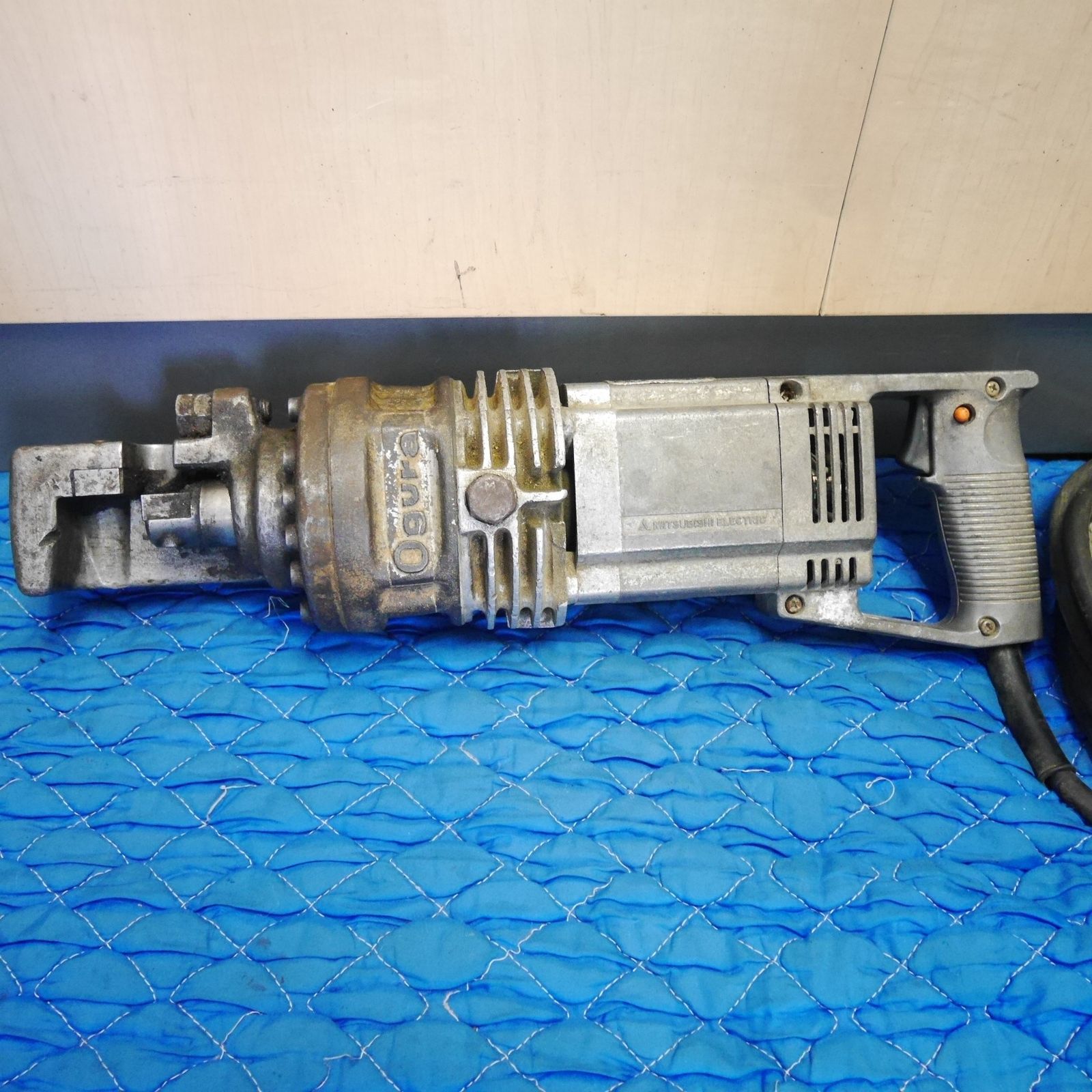 Ogura オグラ 電動 油圧式 鉄筋 カッター HBC-16 電動 工具 切断機 コード式