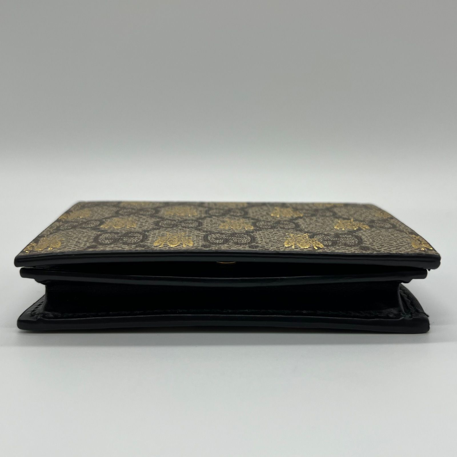 未使用】希少品 / GUCCI グッチ Bee ビー GGスプリームコンパクト 