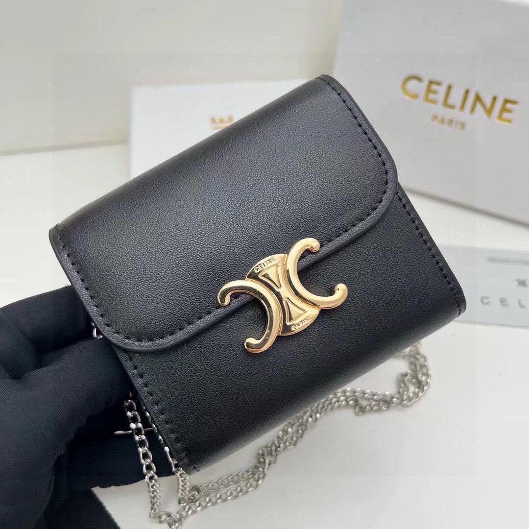 セリーヌ CELINE 三つ折り財布 スモールトリオンフウォレット - FGHJ