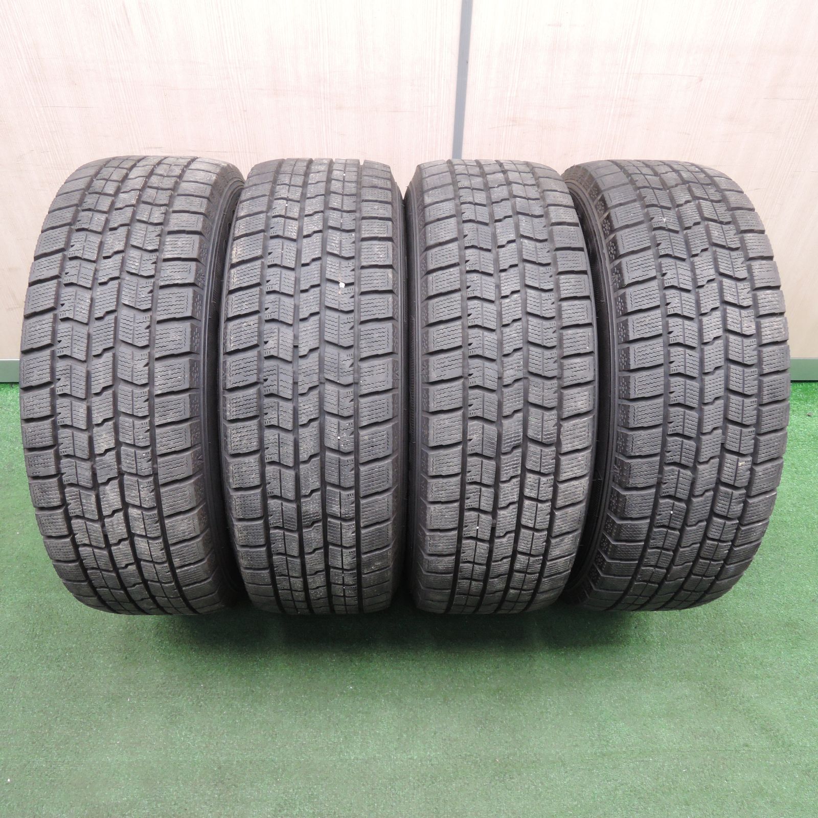 *送料無料*バリ溝！21年！キレイ！9.5分★スタッドレス 215/60R16 グッドイヤー アイスナビ7 LOXARNY SPORT BADX  ロクサーニ 16インチ PCD114.3/5H★4011414TNス