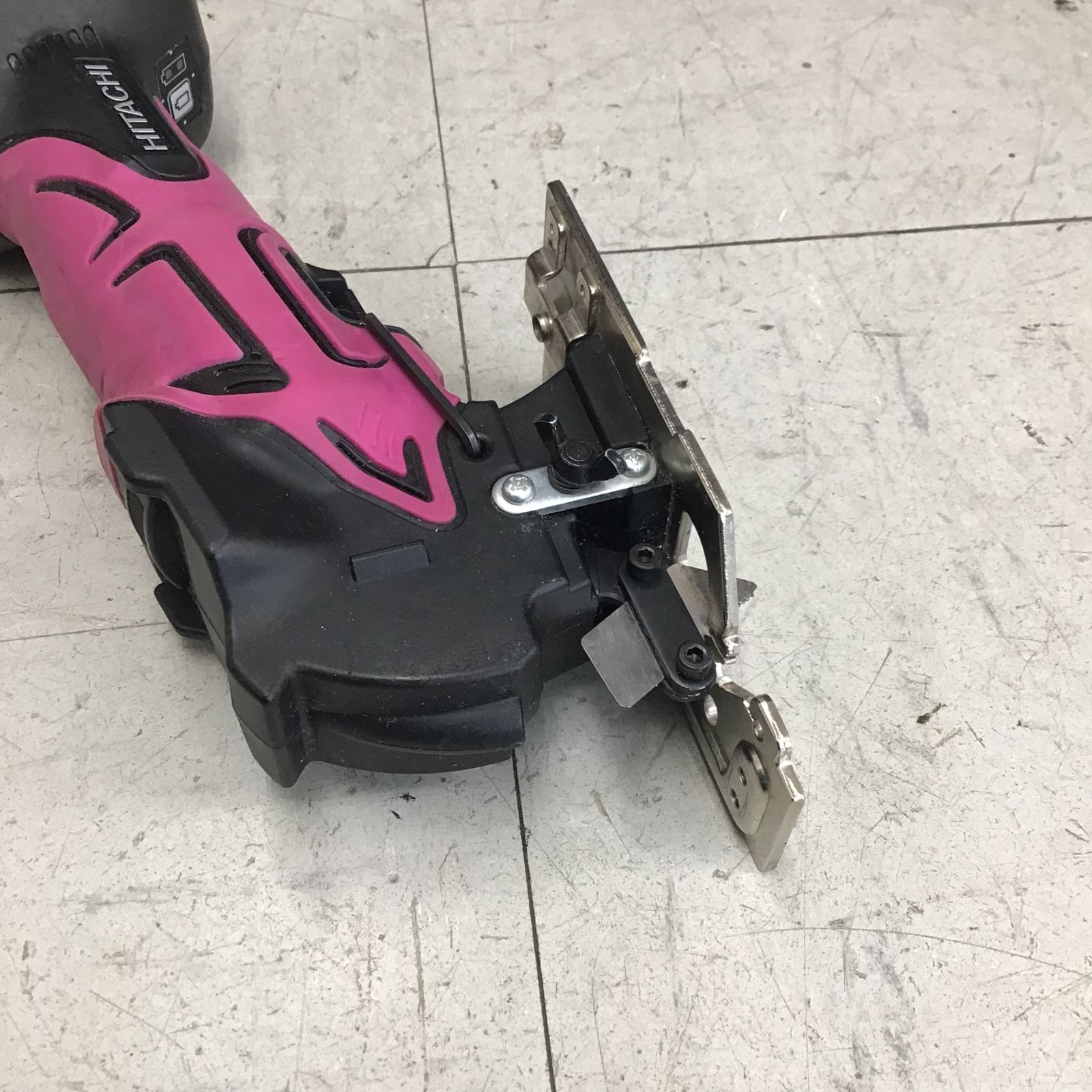 中古品】ハイコーキ/HIKOKI ※旧:日立工機 14.4Vコードレスナイフカッタ 