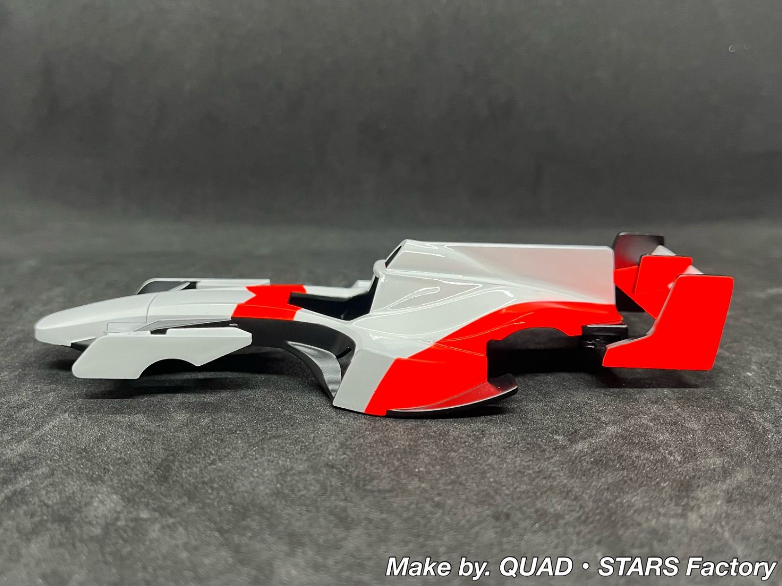 【ミニ四駆・ボディ】シャドウシャーク／F1スタイルシリーズ　マクラーレン MP4 ミニ四駆・オリジナル塗装ボディ】シャドウシャーク／F1スタイル