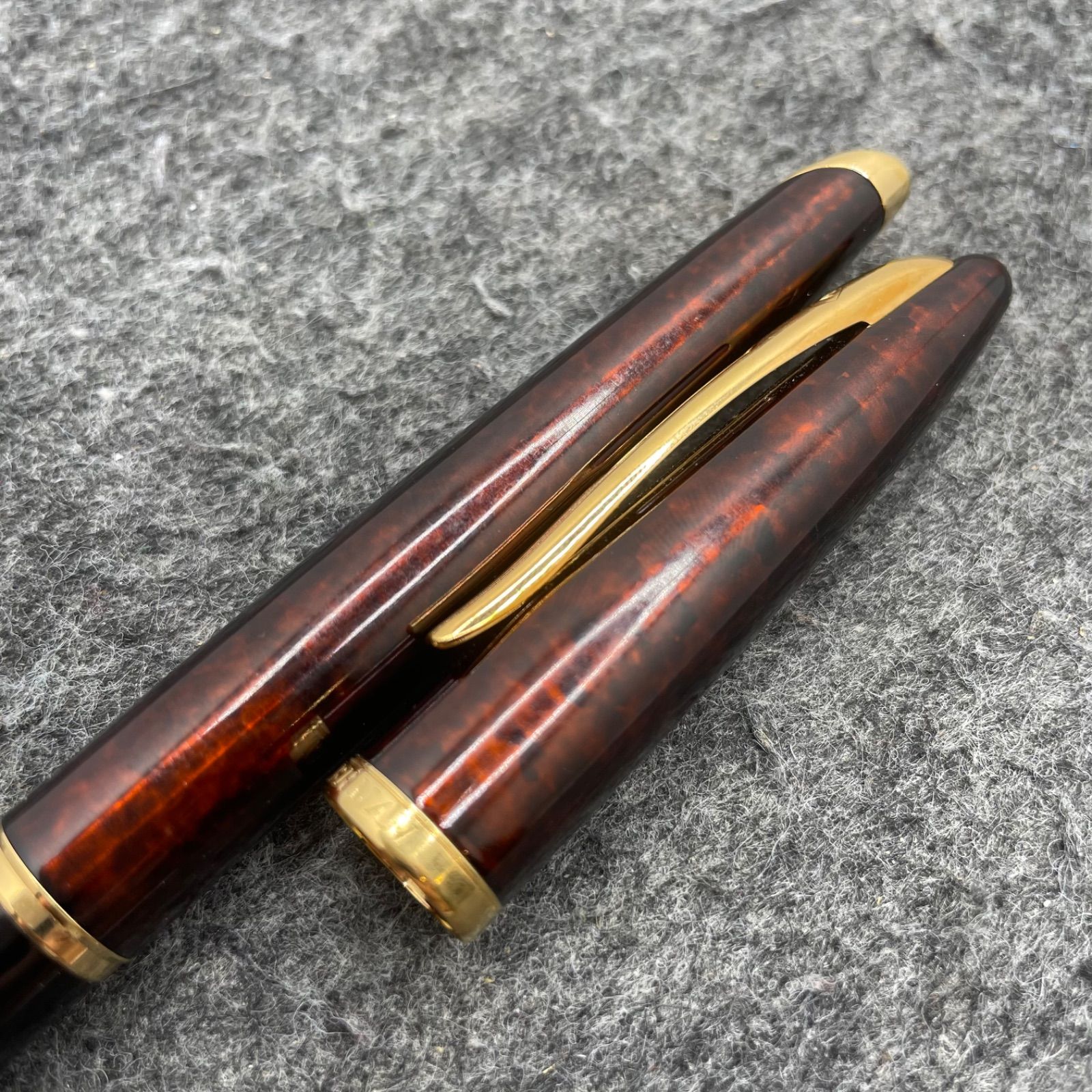 キャップ式 ボールペン