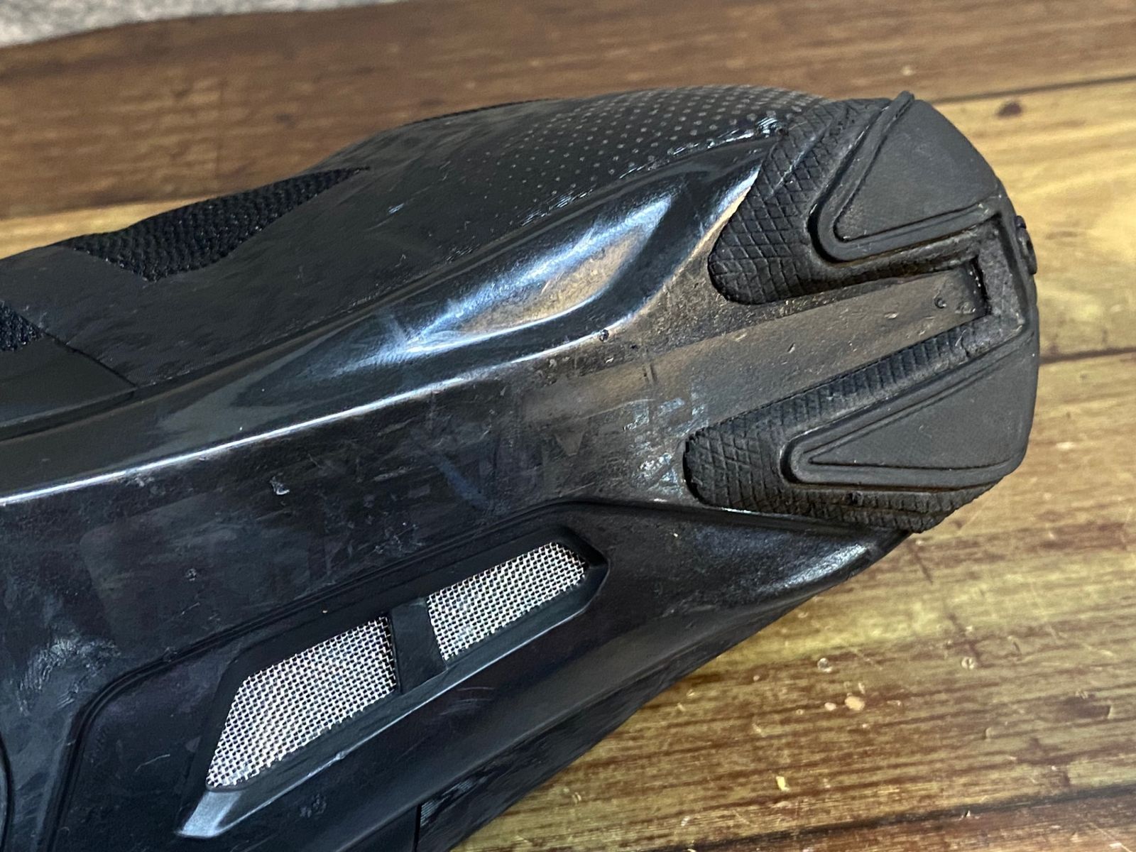 JJ876 パールイズミ PEARL iZUMi ATTACK ROAD ビンディングシューズ 黒 EU43 BRIGHTFACE_UK