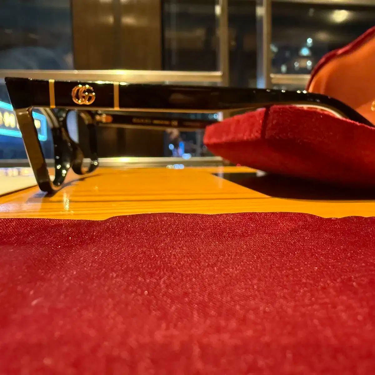 GUCCI グッチ