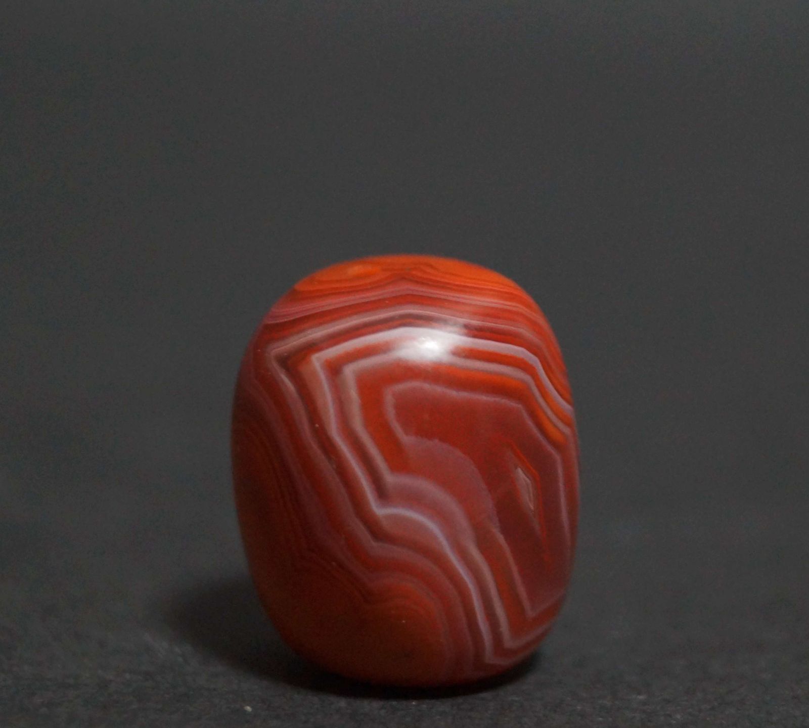 古代メノウ 瑪瑙 南紅(なんこう) 原石造形根付 緒締玉 アゲート