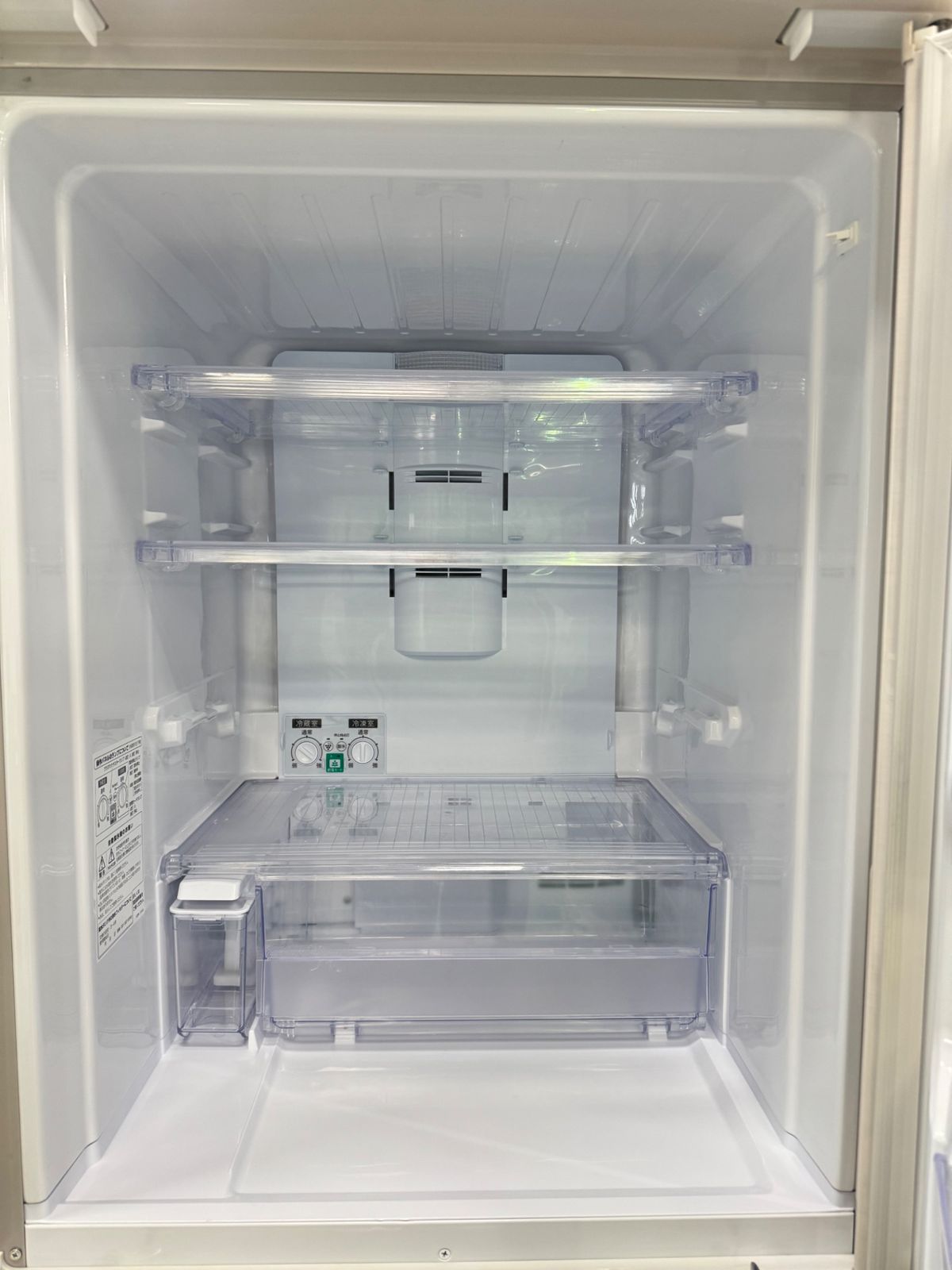 大阪送料無料★3か月保障付き★冷蔵庫★シャープ★3ドア★2017年★SJ-PW35C-C★IR-619 大阪送料無料☆3か月保障付き☆冷蔵庫☆シャープ☆3ドア☆2017年☆SJ