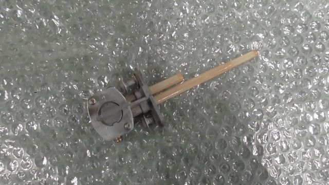 TW200　2JL-024xxx　の　ガソリンコック:#1712195445