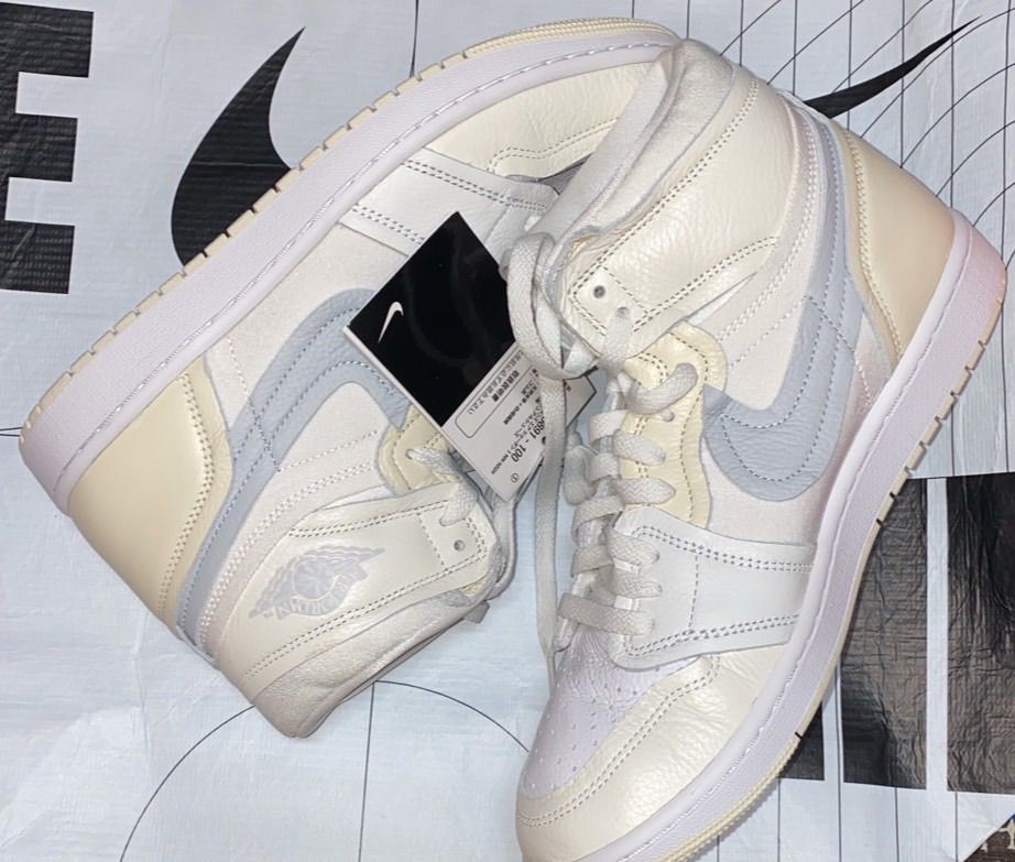 Nike WMNS Air Jordan 1 High MM 