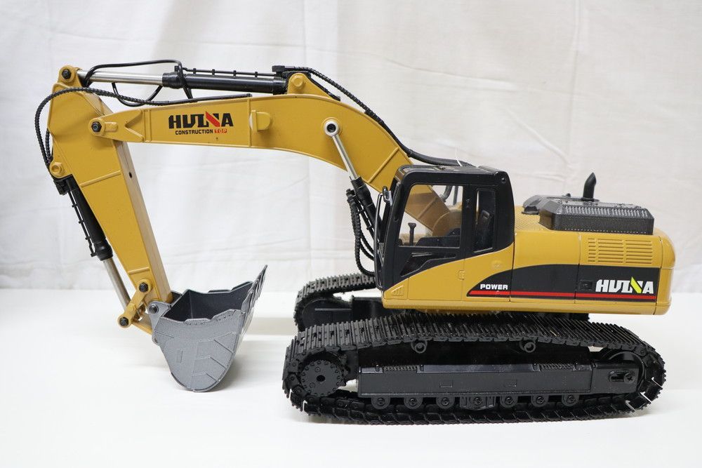 HUINA 1580 V4 フルメタル 1/14 重機 ユンボ パワーショベル HUINA 1580 V4 フルメタル 1/14 重機 ユンボ パワーショベル