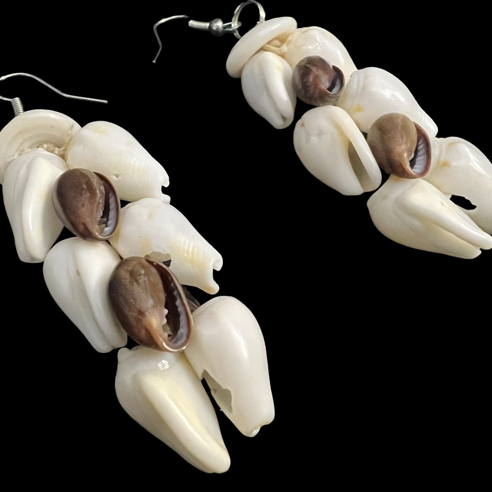 ニイハウ・シェル　ピアス ニイハウシェル&カヘレラニピンク ピアス – MANOA.