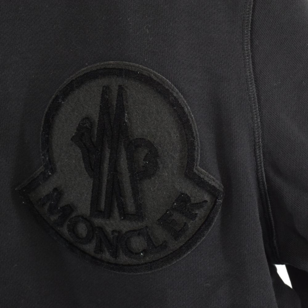 MONCLER (モンクレール) MAGLIA GIROCOLLO フロントロゴクルーネックスウェットトレーナー ブラック D20918035300  - メルカリ