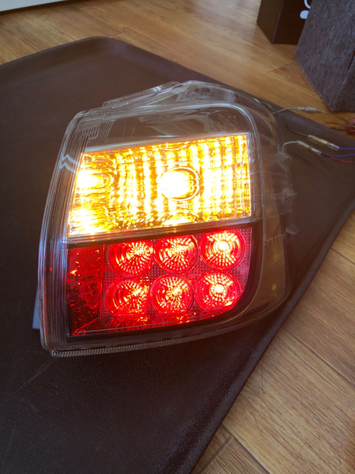 トヨタ WISH ウィッシュ 20系 純正テールライト ランプ LED ZGE20