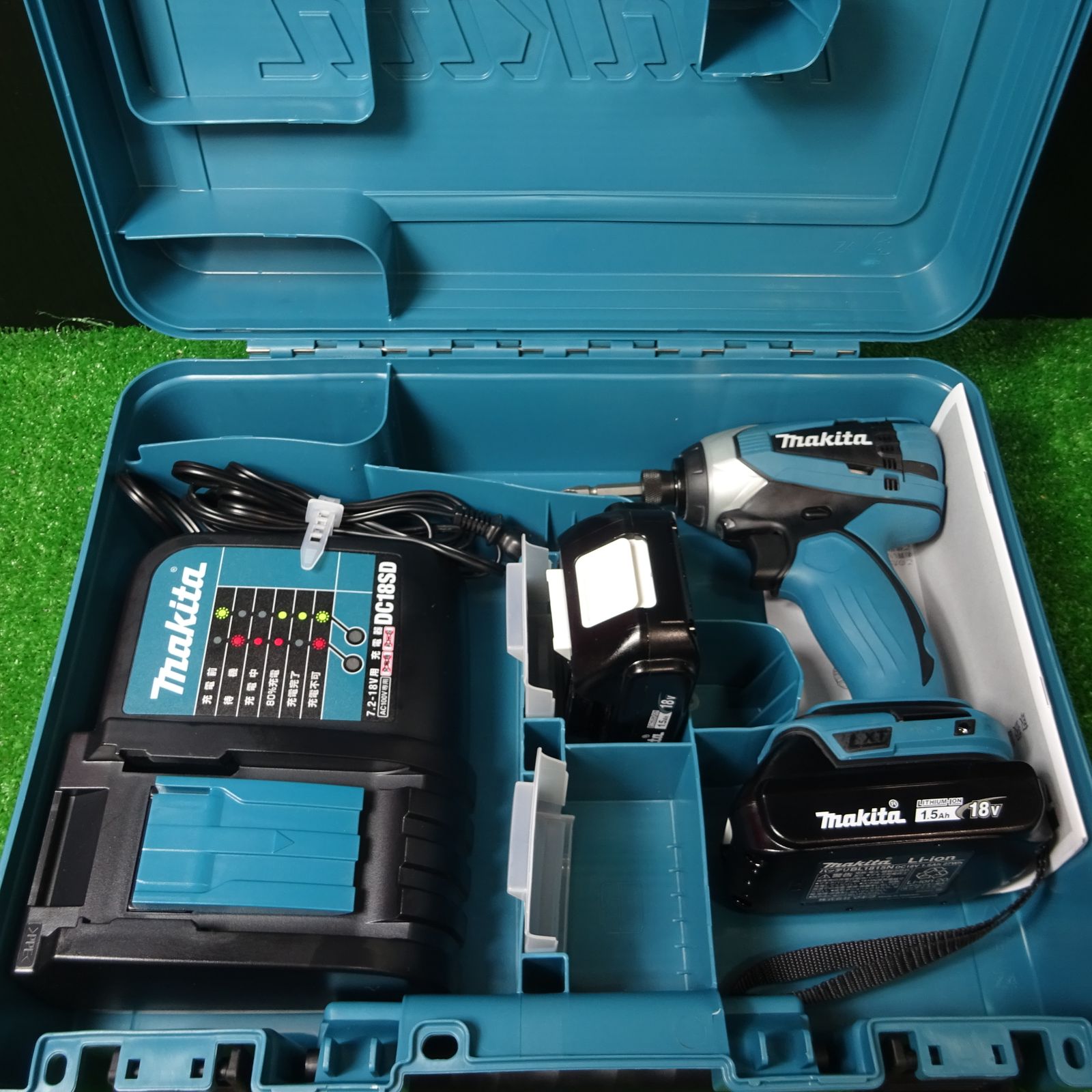 〇makita/マキタ 充電式インパクトドライバ TD146DSHX【岩槻店