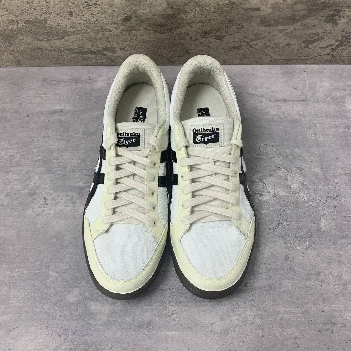 ぴょん（ホワイトタイガーとオーレア 2品） 楽天市場】Onitsuka Tiger EDR 78 オニツカタイガー EDR 78