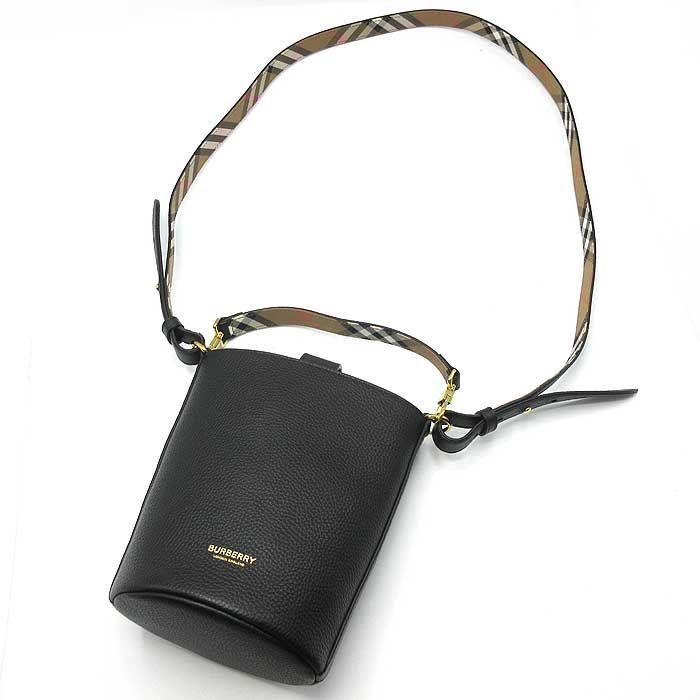 新品同様　極美品　バーバリー　ペギー バケットバッグ　2wayショルダーバッグ BURBERRY - 新品同様 極美品 バーバリー ペギー バケットバッグ
