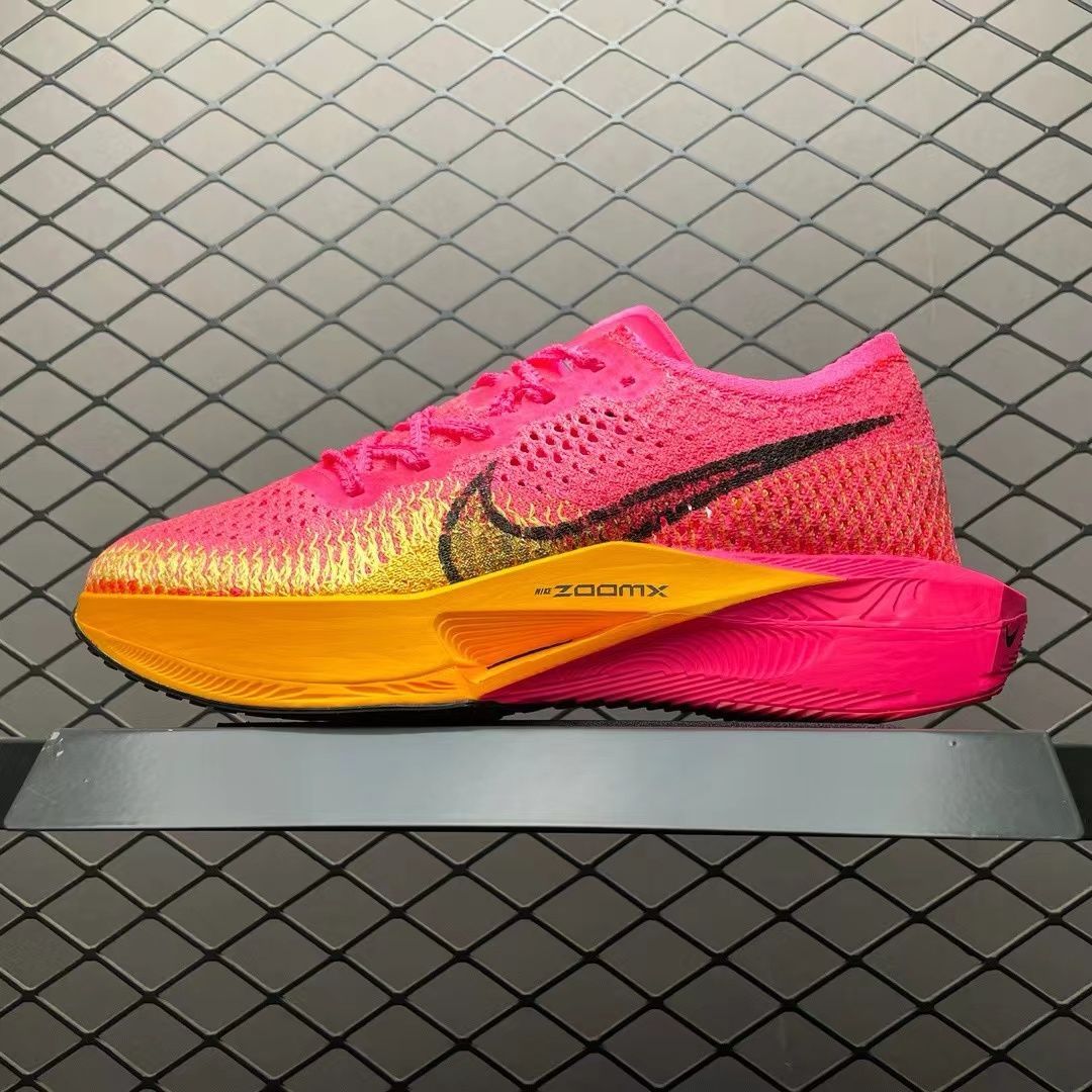 NIKE ZOOMX VAPORFLY NEXT% 3