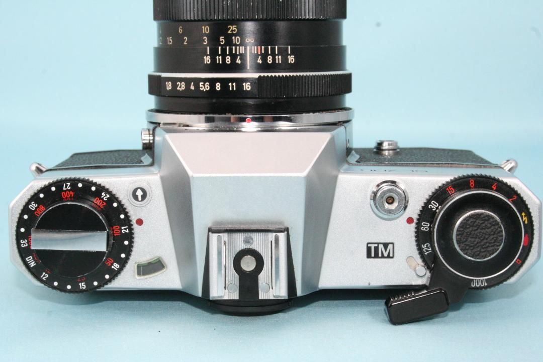 美品 Zeiss Ikon SL706 + ULTRON 50mm F1.8 - メルカリ