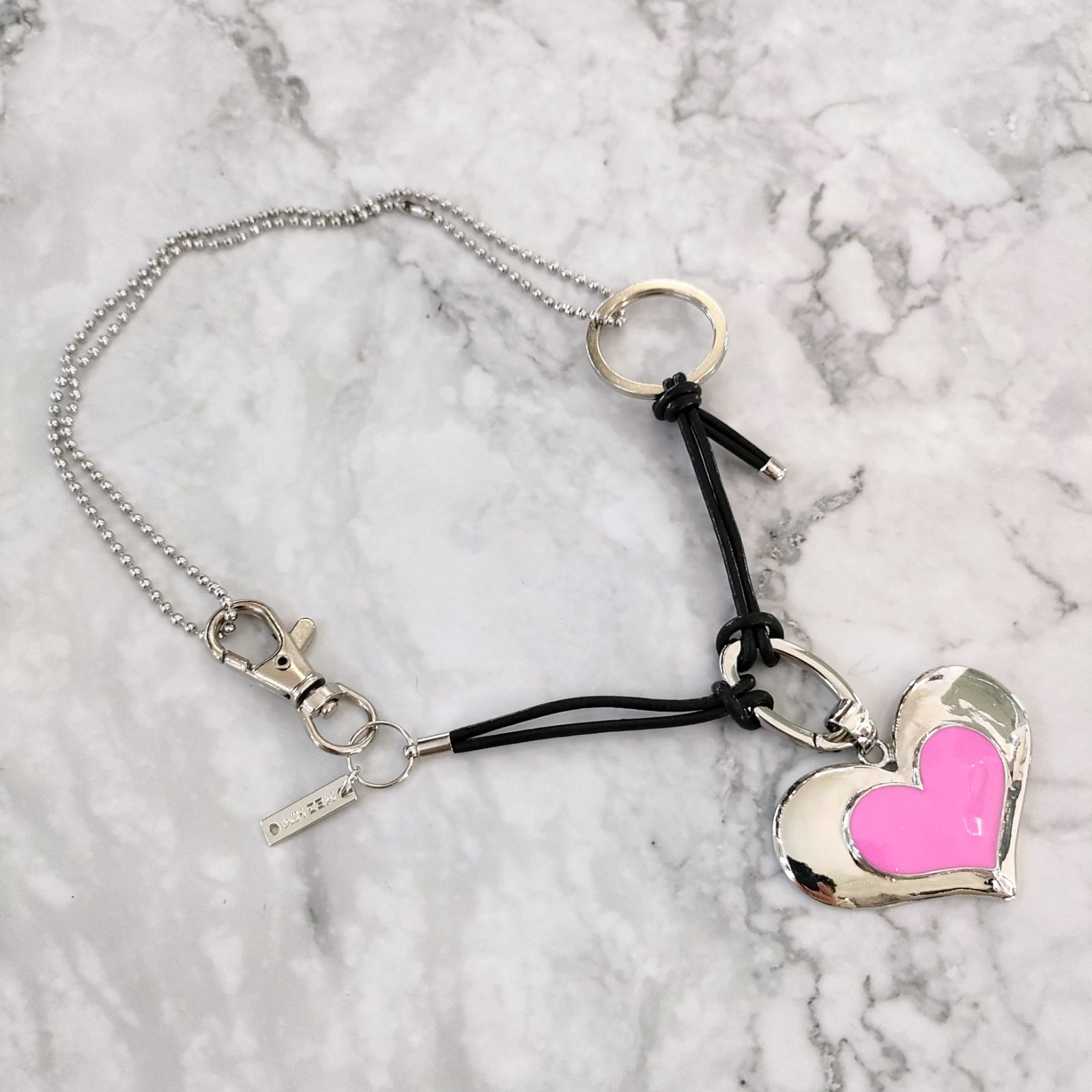 MEG KIM】HEART METAL NECKLACES (PINK) - メルカリ