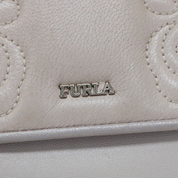 フルラ FURLA チェーンウォレット レザー 花柄 長財布 かぶせ蓋 968456
