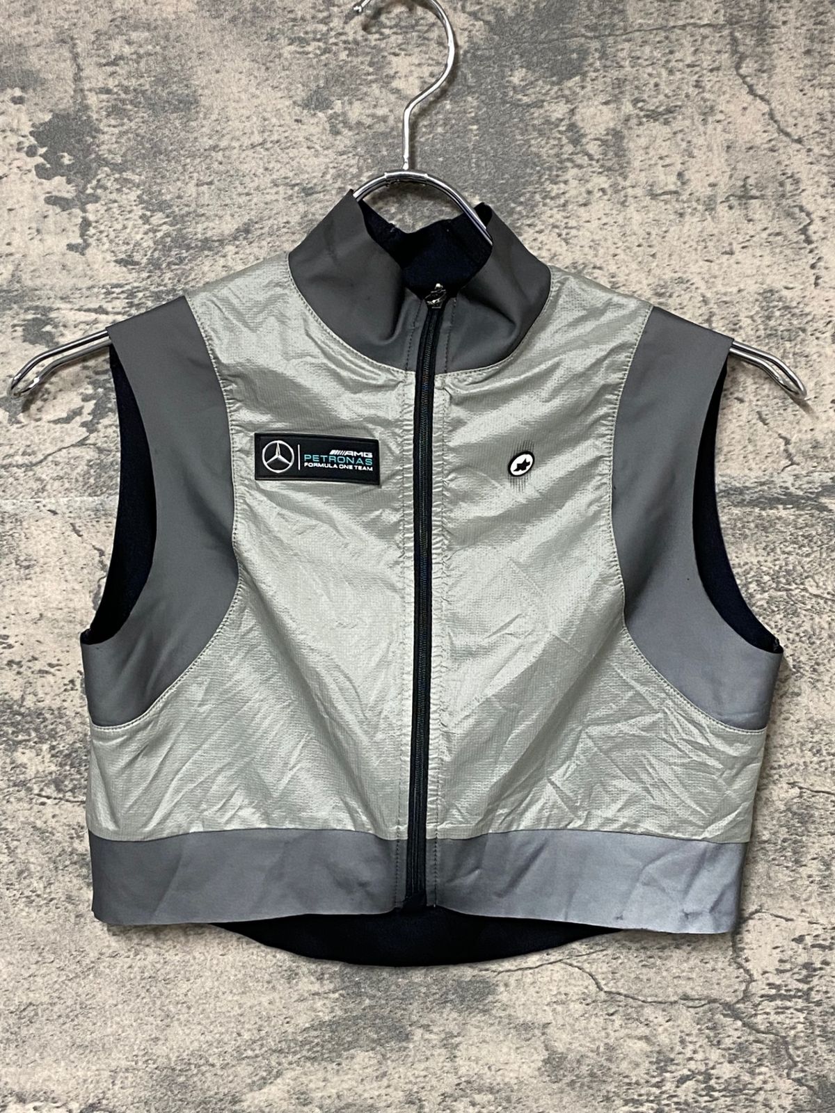 JB900 アソス ASSOS AMG FF1 EMEAGENCY WINDVEST EVO7 ジレ サイクル 