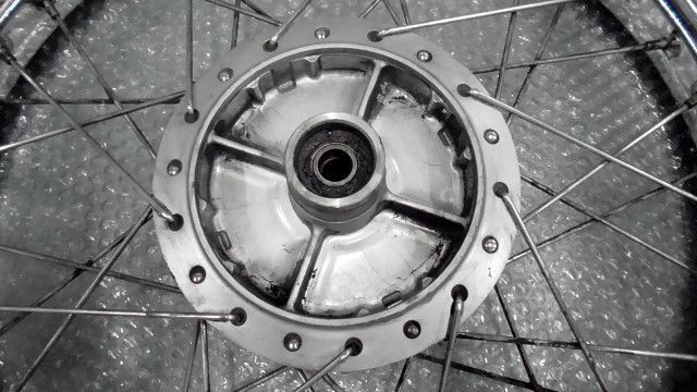 ST250 Eタイプ NJ4AA-103 の リアホイール タイヤ付 1760056108