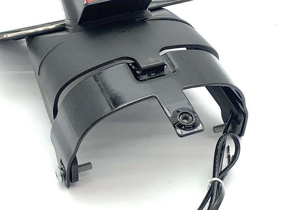 ナンバー灯 ナンバープレートベース