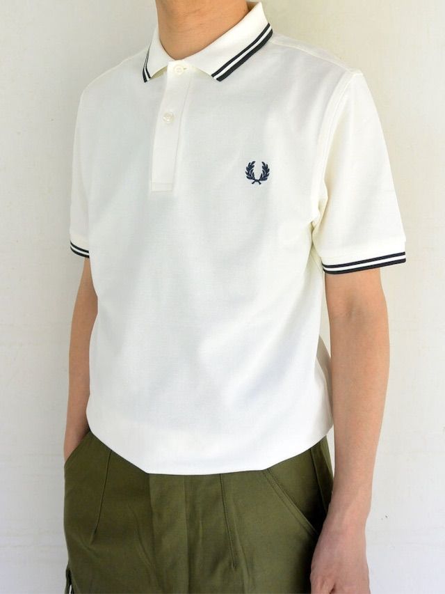 FRED PERRY M3600 【ECRU / DRKGRAPHITE】 - メルカリ