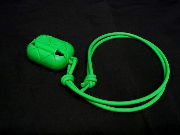 BOTTEGA VENETA ボッテガヴェネタ イントレチャート ラバー AirPodsケース エアポッズケース グリーン系 FT0982 MEDICALDB_JP