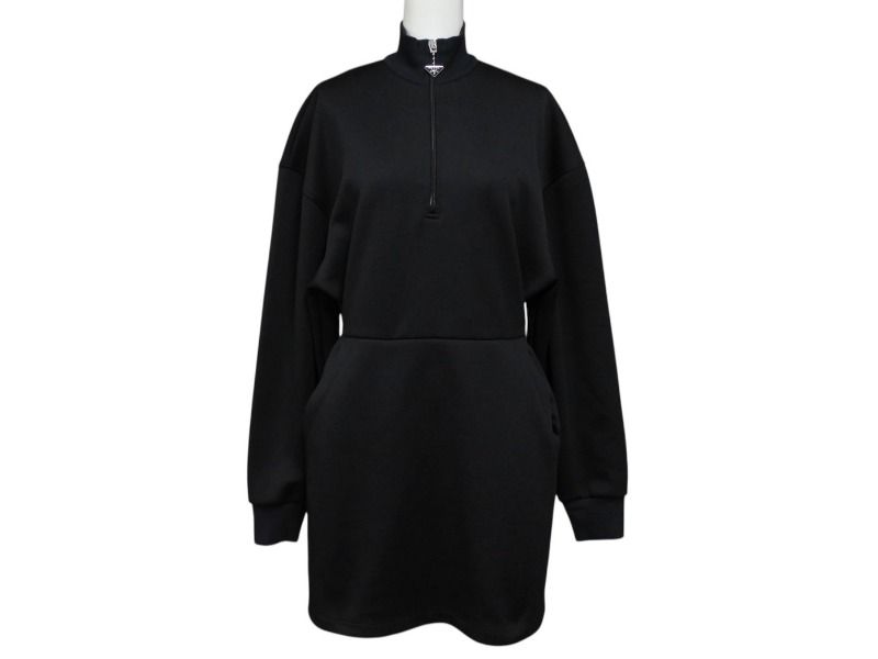 PRADA プラダ スウェット ワンピース ドレス 2025 WS15420 トライアングルロゴ ブラック シルバー金具 4b007621