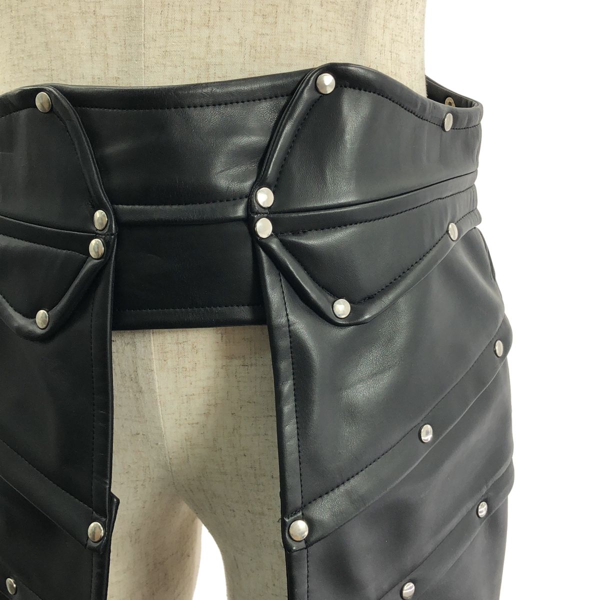 COMME des GARCONS HOMME PLUS コムデギャルソンオムプリュス 2016 AW フェイクレザー カシメ打ち 甲冑 鎧 ウエストアーマー L ブラック メンズ