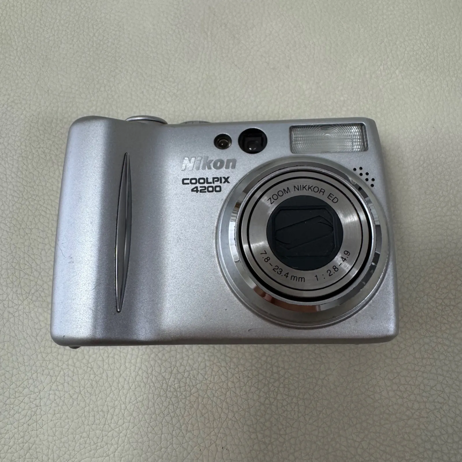 Nikon ニコン COOLPIX クールピクス 4200 E4200 デジタルカメラ 動作