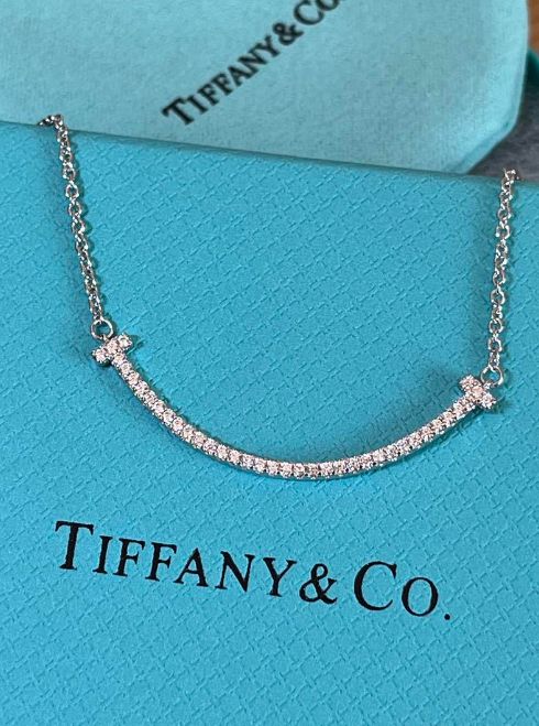 大人気★美品 ネックレス  Tiffany スマイル #24635