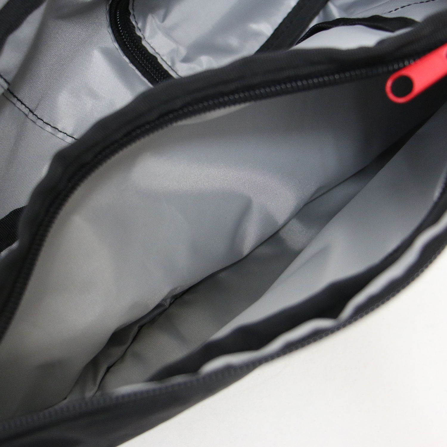 HEALTHY BACK BAG ヘルシーバックバッグ ブラック 黒 | テクスチャード