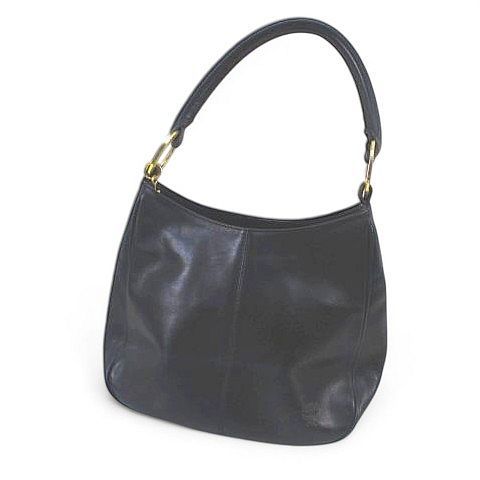 MCM エムシーエム黒のショルダーバッグ ベルト付き