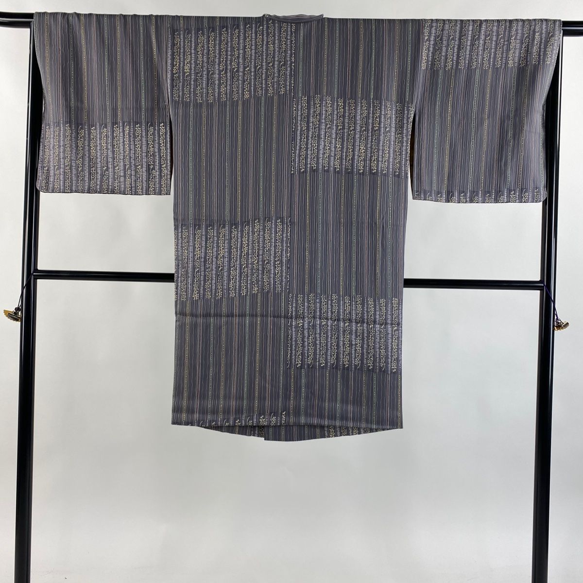 道行 身丈103cm 裄丈66cm M 和装コート 角衿 花唐草 縞 灰紫 正絹 秀品