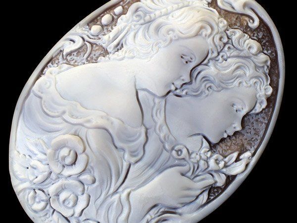 ジュエリー サイン刻印有り 作家品 美しいシェルカメオルース 75.3ｍｍ×57ｍｍ h7407o