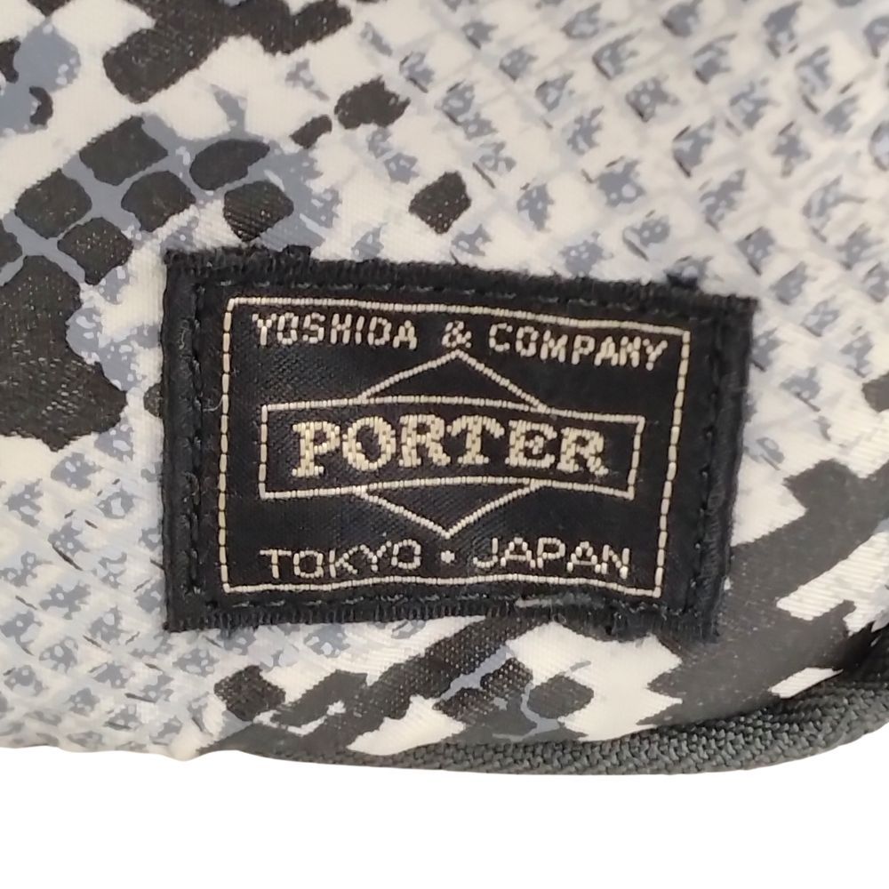 HEAD PORTER ヘッドポーター パイソンポーチ グレー系 正規品 / B6864 - メルカリ